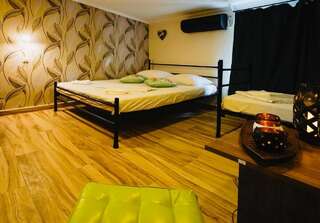 Хостелы Byzanthin Hostel Бухарест Трехместный номер-4