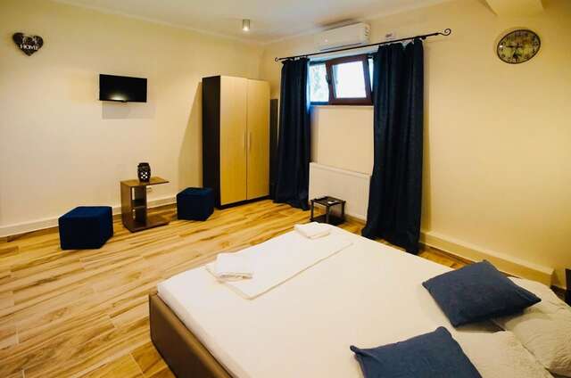 Хостелы Byzanthin Hostel Бухарест-6